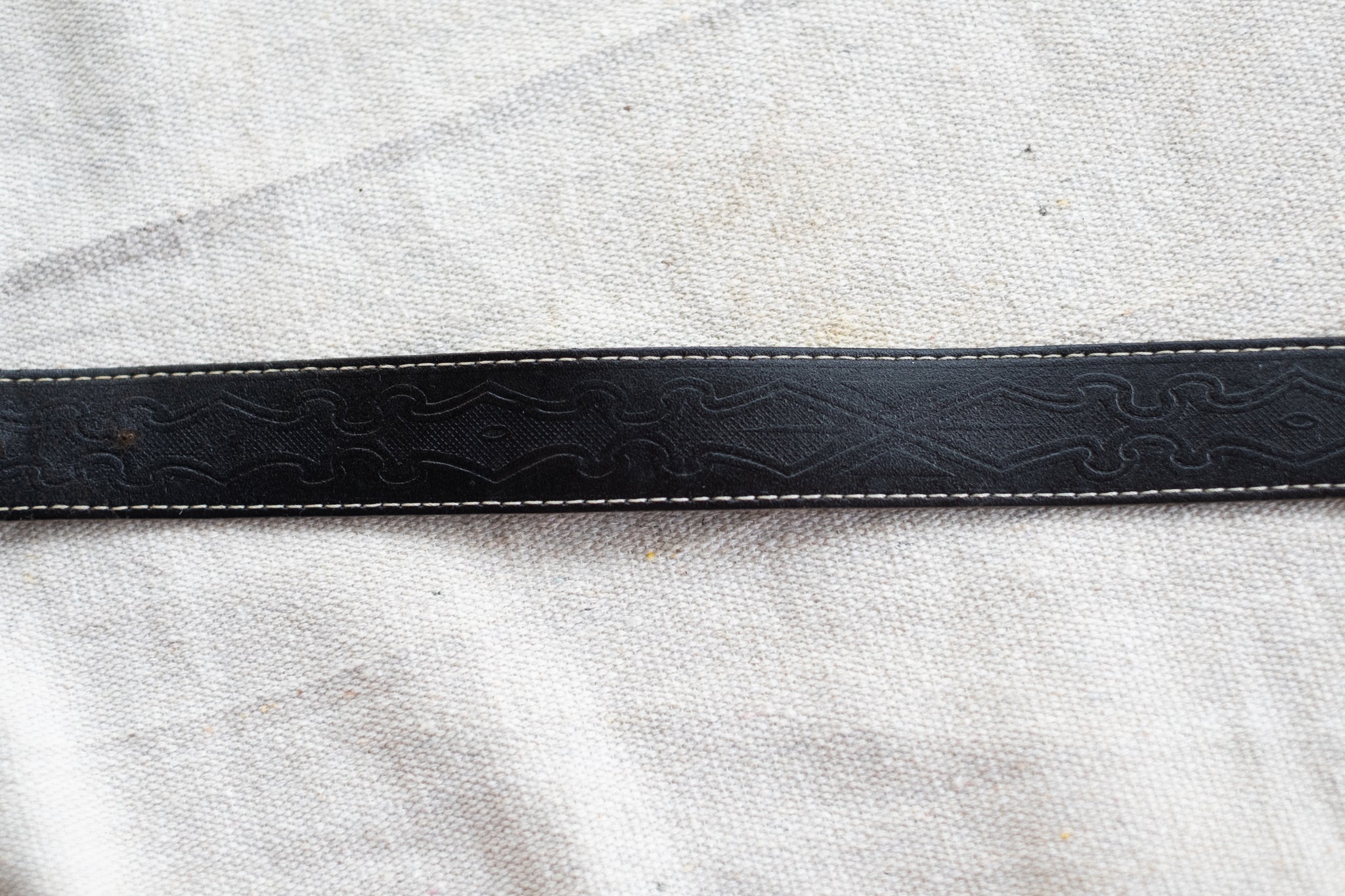 Vintage Black Tooled Leather Belt (31.5" - 37.5")